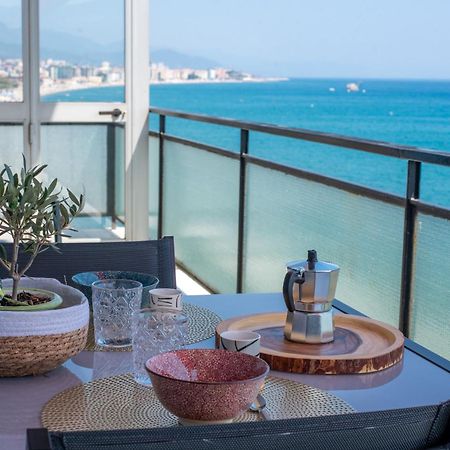 You And The Sea Savona Buitenkant foto